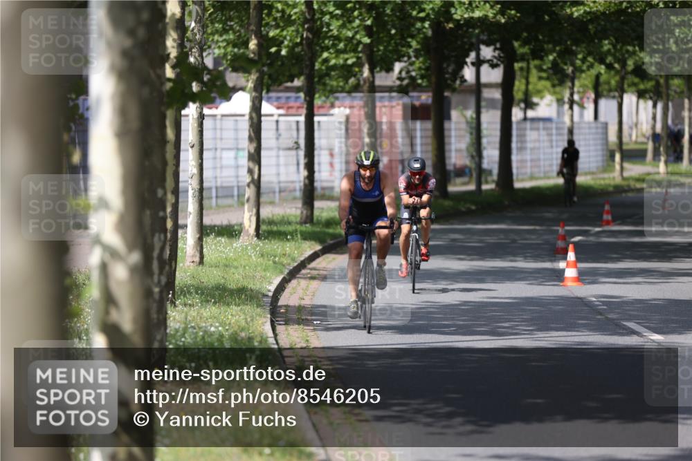 10.08.2025 - GEWOBA Citytriathlon Bremen Yannick Fuchs http://msf.ph/oto/8546205 10.08.2025 12:07:23 Radfahren 650, 740, 786, 815, 831 meine-sportfotos.de