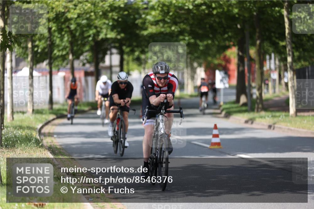 10.08.2025 - GEWOBA Citytriathlon Bremen Yannick Fuchs http://msf.ph/oto/8546376 10.08.2025 12:07:41 Radfahren 559, 609, 646, 650, 660, 693, 705, 706, 721, 723, 740, 815, 879 meine-sportfotos.de