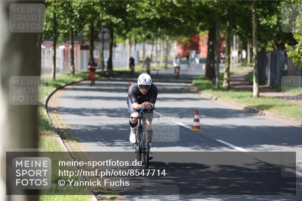 10.08.2025 - GEWOBA Citytriathlon Bremen Yannick Fuchs http://msf.ph/oto/8547714 10.08.2025 13:07:59 Radfahren 578, 626, 643, 666, 689, 774, 792, 838, 852, 941 meine-sportfotos.de