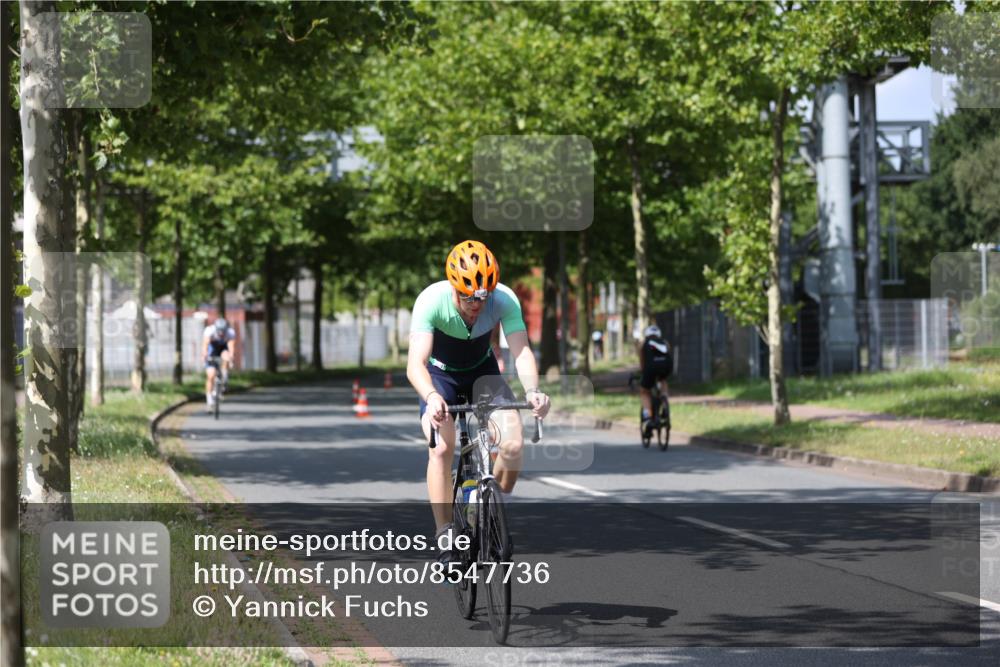 10.08.2025 - GEWOBA Citytriathlon Bremen Yannick Fuchs http://msf.ph/oto/8547736 10.08.2025 12:11:35 Radfahren 578, 583, 645, 752, 894, 1038 meine-sportfotos.de