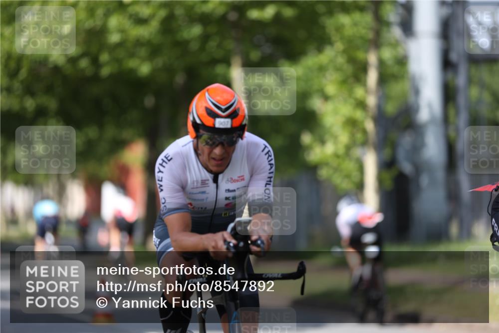 10.08.2025 - GEWOBA Citytriathlon Bremen Yannick Fuchs http://msf.ph/oto/8547892 10.08.2025 12:12:07 Radfahren 576, 605, 667, 699, 702, 751, 799, 816, 907, 1003 meine-sportfotos.de