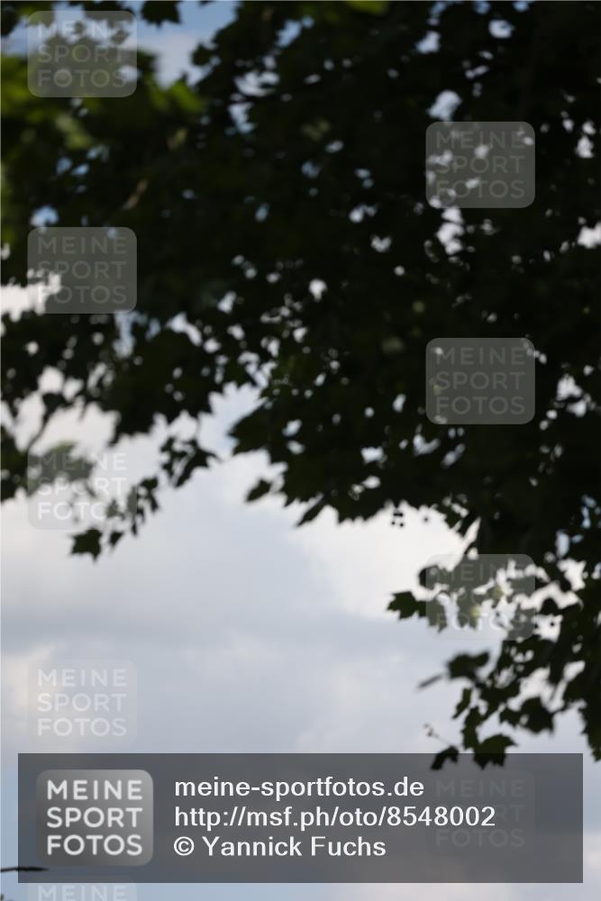 10.08.2025 - GEWOBA Citytriathlon Bremen Yannick Fuchs http://msf.ph/oto/8548002 10.08.2025 13:09:34 Radfahren 681, 942, 977 meine-sportfotos.de