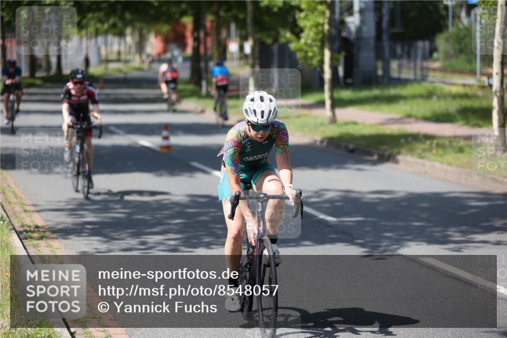10.08.2025 - GEWOBA Citytriathlon Bremen Yannick Fuchs http://msf.ph/oto/8548057 10.08.2025 13:10:14 Radfahren 642, 752, 763, 776, 919, 922, 947, 1037 meine-sportfotos.de