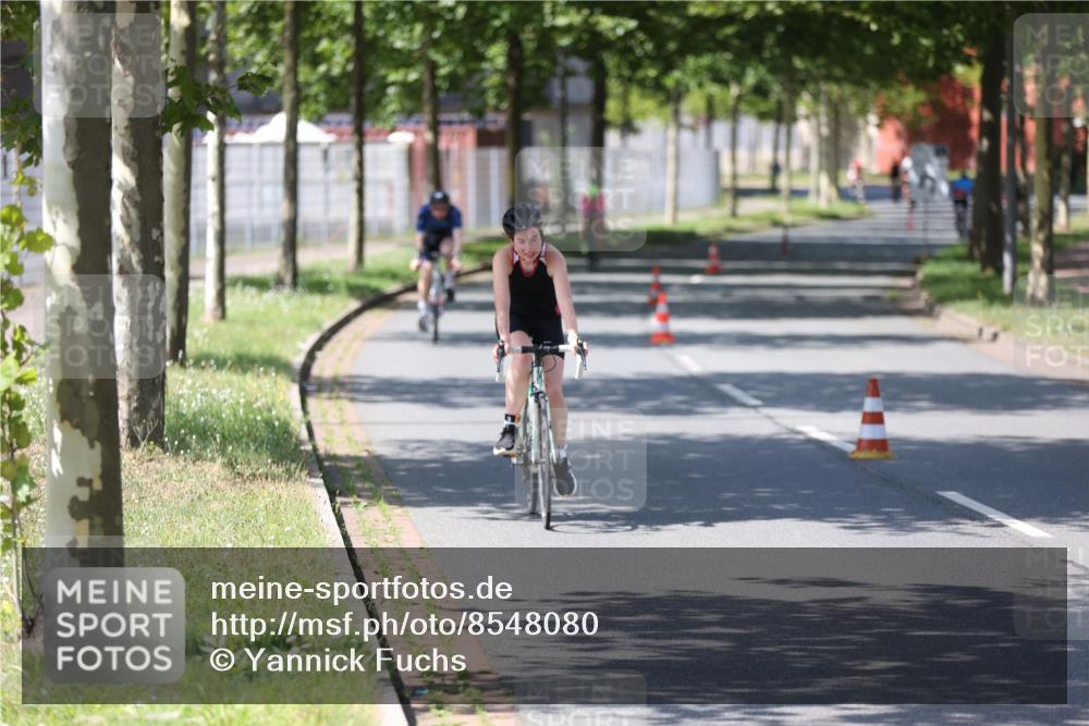 10.08.2025 - GEWOBA Citytriathlon Bremen Yannick Fuchs http://msf.ph/oto/8548080 10.08.2025 13:10:23 Radfahren 752, 763, 776, 919, 922, 947, 956, 1037 meine-sportfotos.de