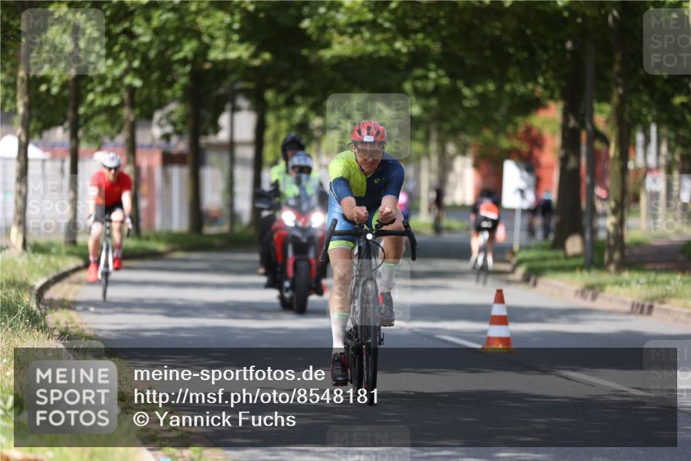 10.08.2025 - GEWOBA Citytriathlon Bremen Yannick Fuchs http://msf.ph/oto/8548181 10.08.2025 12:13:14 Radfahren 675, 760, 767, 774, 1013, 1026 meine-sportfotos.de