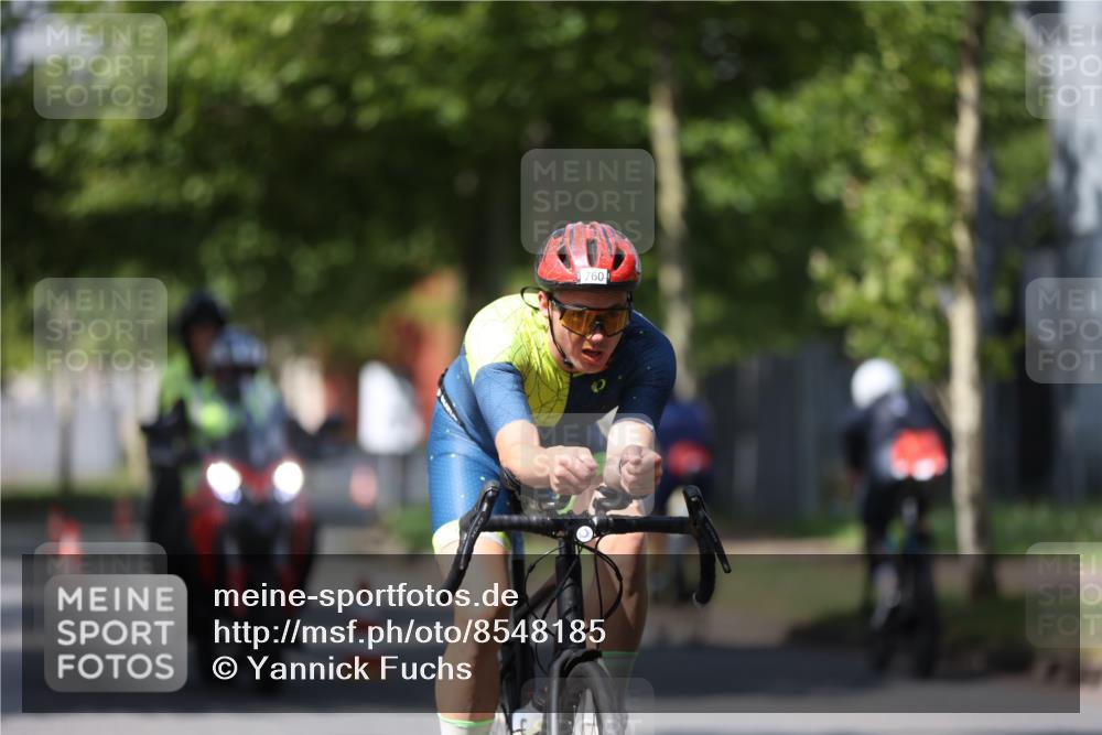 10.08.2025 - GEWOBA Citytriathlon Bremen Yannick Fuchs http://msf.ph/oto/8548185 10.08.2025 12:13:15 Radfahren 760, 767, 774, 1013, 1026 meine-sportfotos.de
