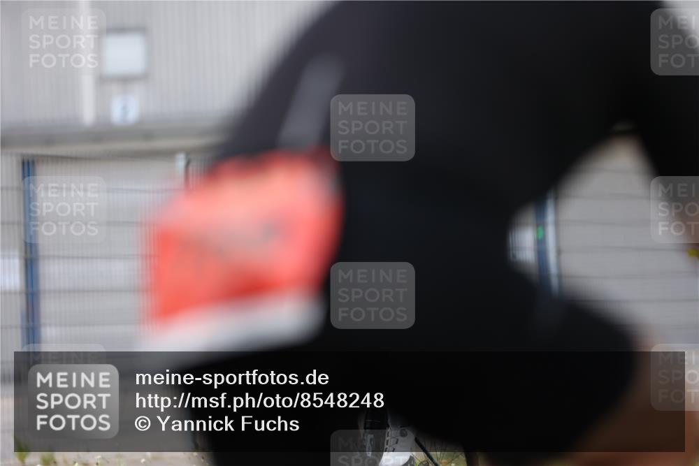 10.08.2025 - GEWOBA Citytriathlon Bremen Yannick Fuchs http://msf.ph/oto/8548248 10.08.2025 13:11:38 Radfahren 604, 664, 667, 688, 894, 915, 933, 937, 966, 1017, 1032 meine-sportfotos.de