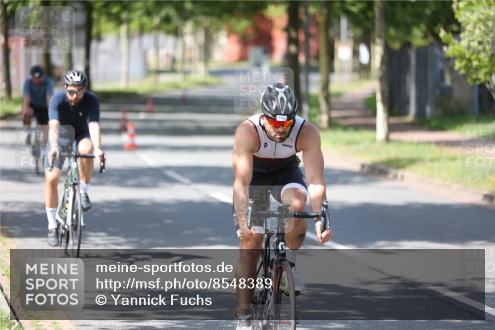 10.08.2025 - GEWOBA Citytriathlon Bremen Yannick Fuchs http://msf.ph/oto/8548389 10.08.2025 13:13:45 Radfahren 742, 781, 784, 790, 982, 1015, 1033 meine-sportfotos.de
