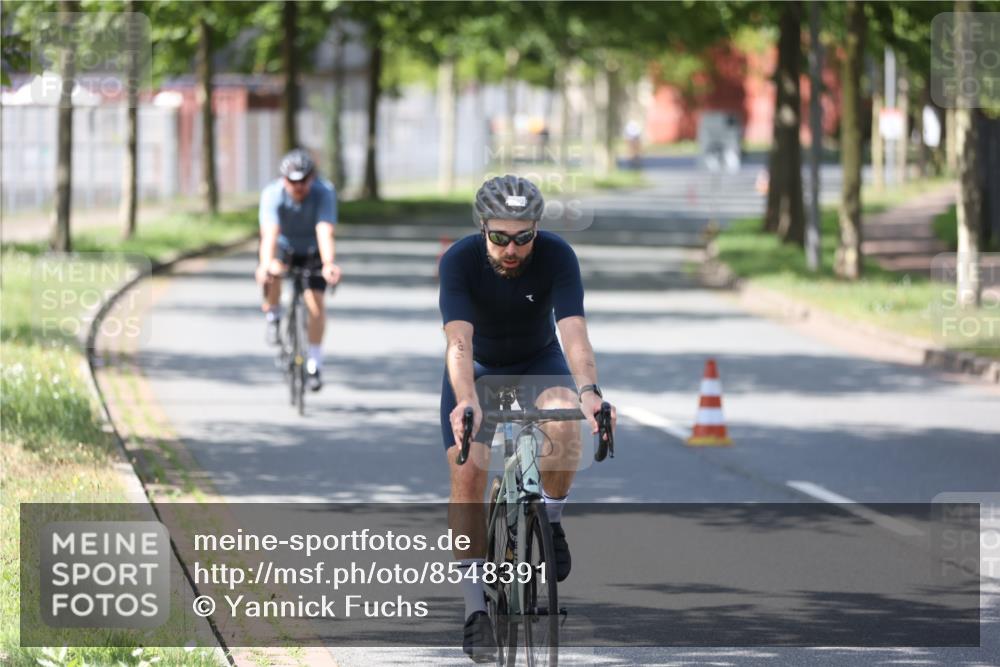 10.08.2025 - GEWOBA Citytriathlon Bremen Yannick Fuchs http://msf.ph/oto/8548391 10.08.2025 13:13:46 Radfahren 742, 781, 784, 790, 982, 1015, 1033 meine-sportfotos.de