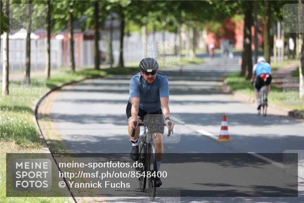 10.08.2025 - GEWOBA Citytriathlon Bremen Yannick Fuchs http://msf.ph/oto/8548400 10.08.2025 13:13:47 Radfahren 742, 781, 784, 790, 982, 1015, 1033 meine-sportfotos.de