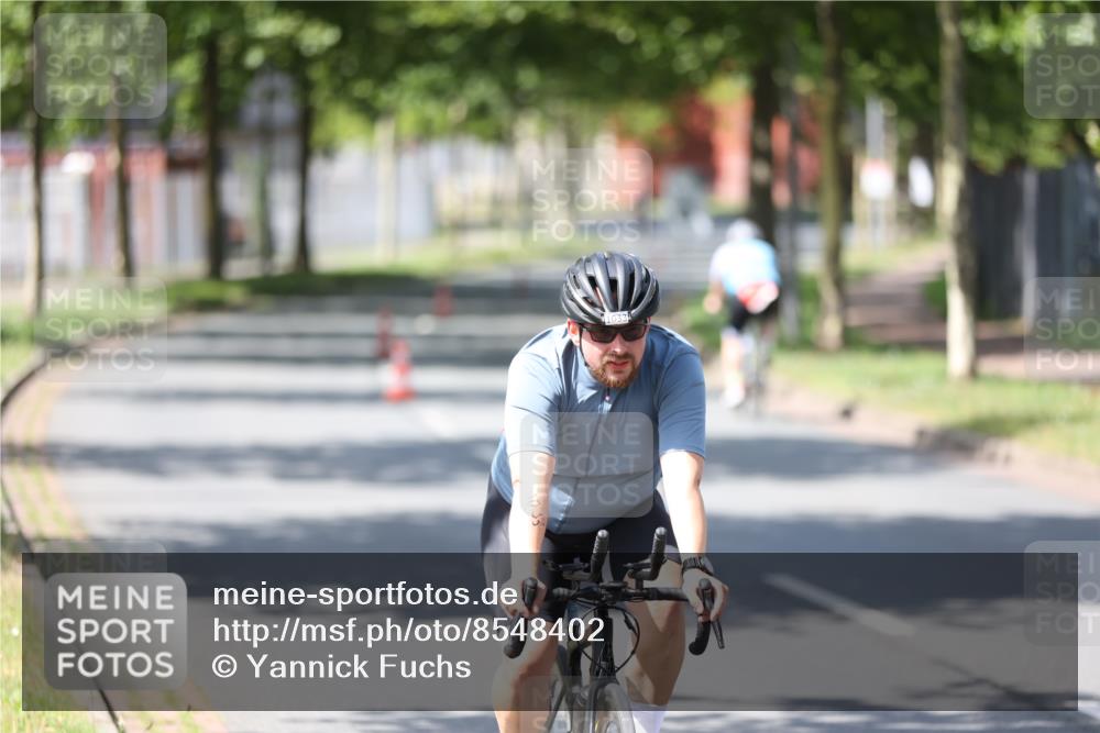 10.08.2025 - GEWOBA Citytriathlon Bremen Yannick Fuchs http://msf.ph/oto/8548402 10.08.2025 13:13:48 Radfahren 742, 781, 784, 790, 982, 1033 meine-sportfotos.de