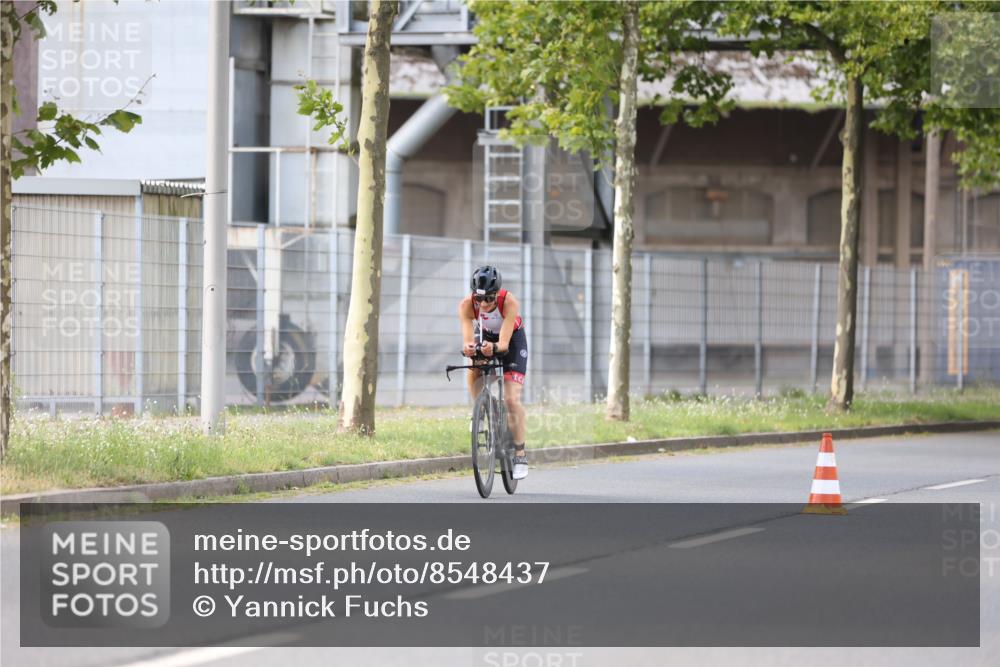 10.08.2025 - GEWOBA Citytriathlon Bremen Yannick Fuchs http://msf.ph/oto/8548437 10.08.2025 13:15:03 Radfahren 765, 826, 913 meine-sportfotos.de