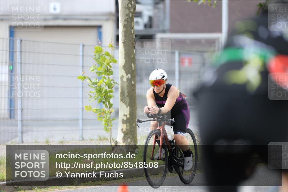 10.08.2025 - GEWOBA Citytriathlon Bremen Yannick Fuchs http://msf.ph/oto/8548508 10.08.2025 13:15:26 Radfahren 636, 736, 749, 758, 765, 940, 969 meine-sportfotos.de