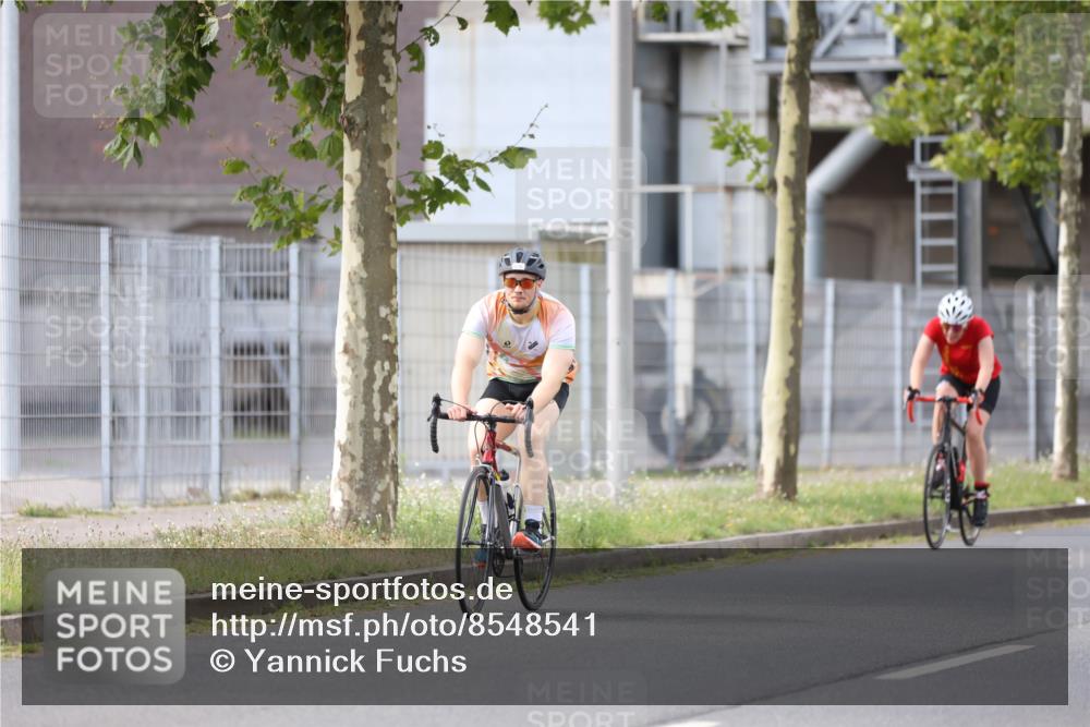 10.08.2025 - GEWOBA Citytriathlon Bremen Yannick Fuchs http://msf.ph/oto/8548541 10.08.2025 13:15:39 Radfahren 636, 749, 758, 843, 940, 1025 meine-sportfotos.de