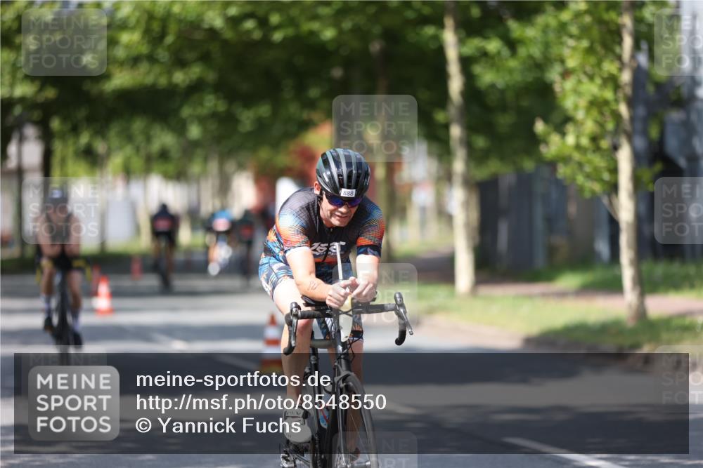 10.08.2025 - GEWOBA Citytriathlon Bremen Yannick Fuchs http://msf.ph/oto/8548550 10.08.2025 12:14:26 Radfahren 616, 630, 655, 681, 708, 735, 738, 793, 801, 806, 888 meine-sportfotos.de