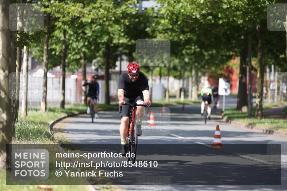 10.08.2025 - GEWOBA Citytriathlon Bremen Yannick Fuchs http://msf.ph/oto/8548610 10.08.2025 12:14:38 Radfahren 632, 681, 708, 735, 736, 738, 806, 838, 888 meine-sportfotos.de