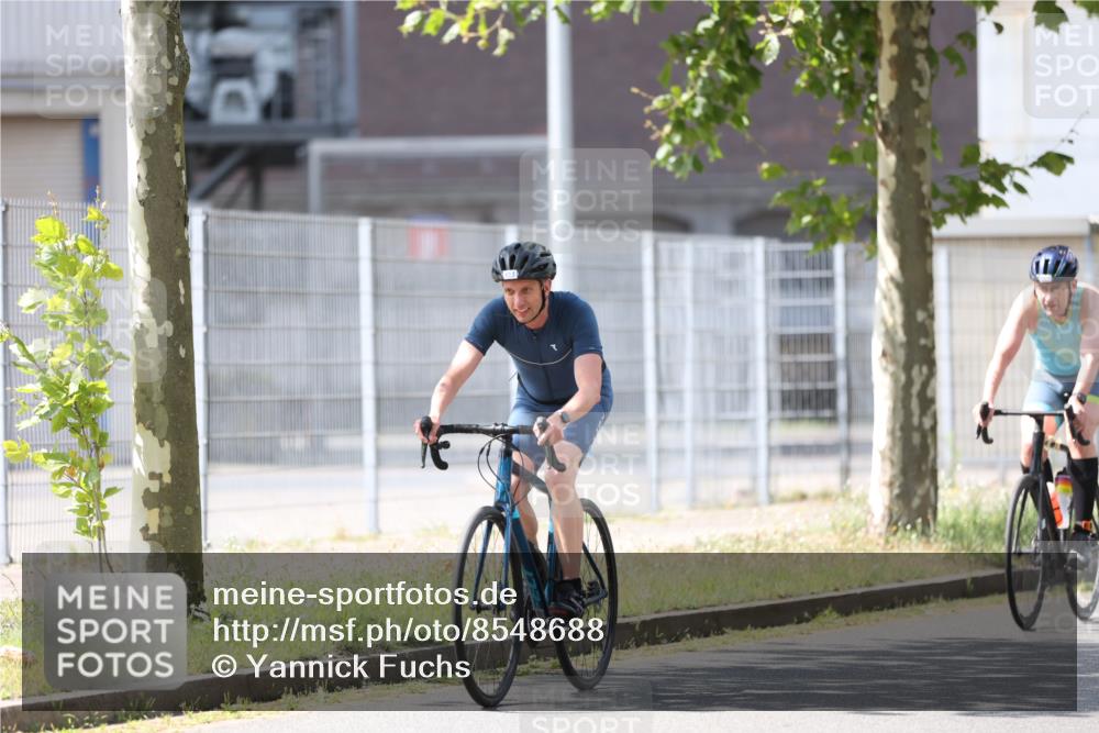 10.08.2025 - GEWOBA Citytriathlon Bremen Yannick Fuchs http://msf.ph/oto/8548688 10.08.2025 13:16:35 Radfahren 813, 869, 892 meine-sportfotos.de