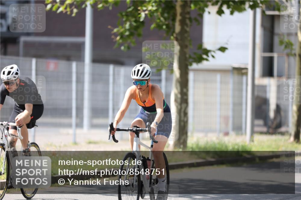 10.08.2025 - GEWOBA Citytriathlon Bremen Yannick Fuchs http://msf.ph/oto/8548751 10.08.2025 13:17:11 Radfahren 602, 720, 802, 870, 910, 921 meine-sportfotos.de