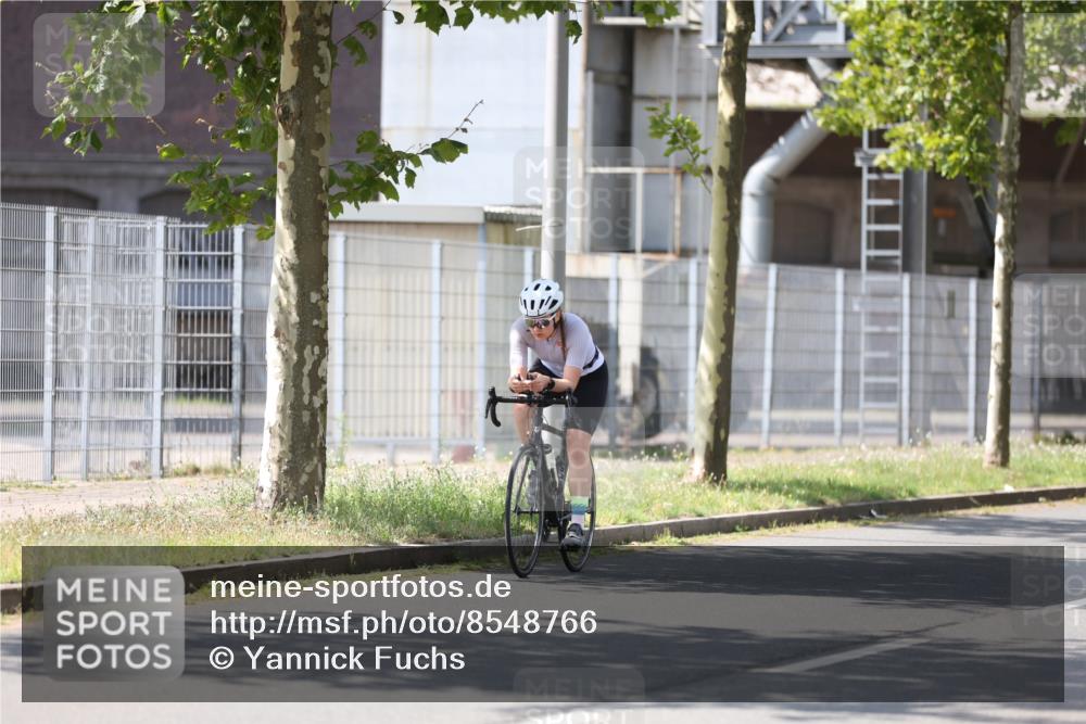 10.08.2025 - GEWOBA Citytriathlon Bremen Yannick Fuchs http://msf.ph/oto/8548766 10.08.2025 13:17:18 Radfahren 602, 720, 910, 921, 1018 meine-sportfotos.de