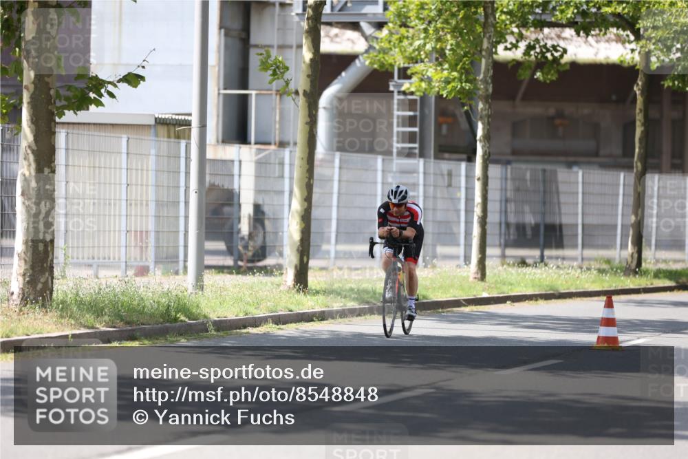 10.08.2025 - GEWOBA Citytriathlon Bremen Yannick Fuchs http://msf.ph/oto/8548848 10.08.2025 13:17:44 Radfahren 567, 825, 853 meine-sportfotos.de