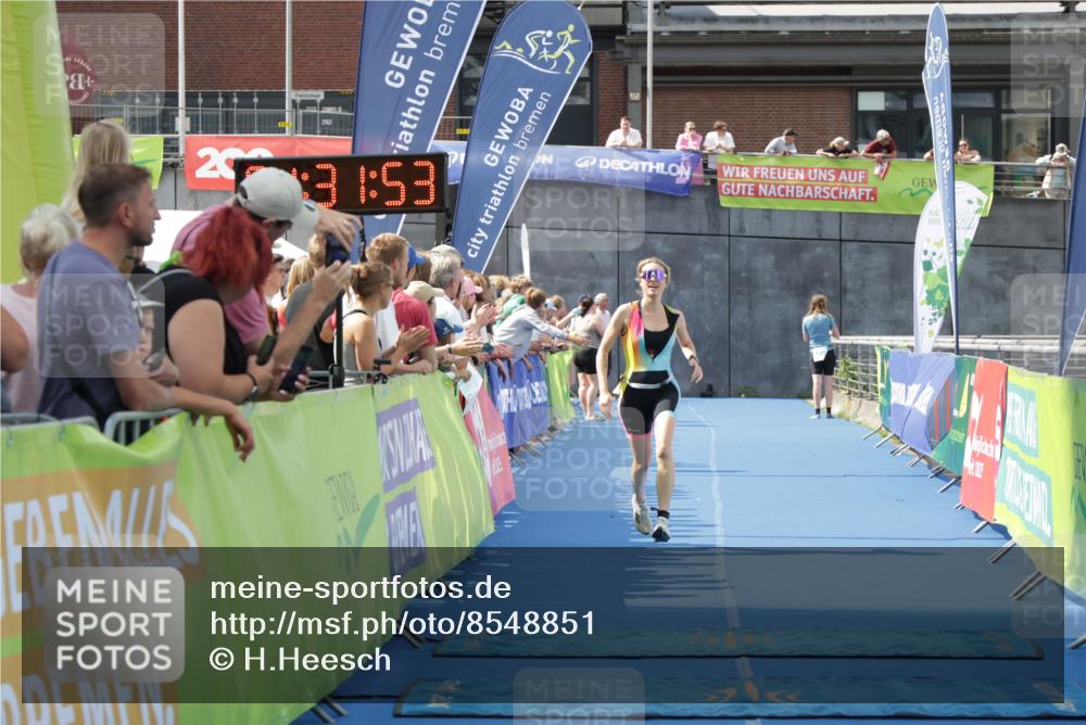 10.08.2025 - GEWOBA Citytriathlon Bremen H.Heesch http://msf.ph/oto/8548851 10.08.2025 11:35:34 Ziel 480 meine-sportfotos.de