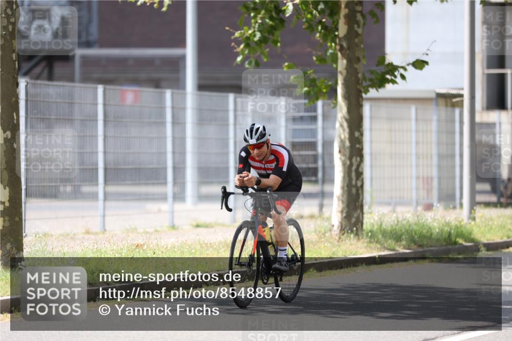 10.08.2025 - GEWOBA Citytriathlon Bremen Yannick Fuchs http://msf.ph/oto/8548857 10.08.2025 13:17:46 Radfahren 567, 825, 853 meine-sportfotos.de