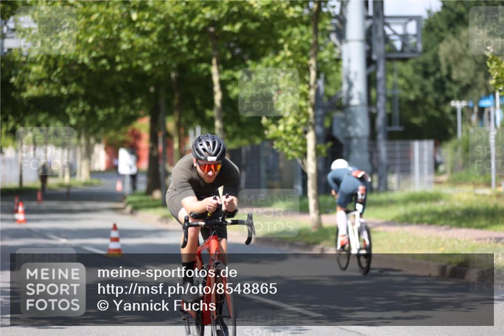 10.08.2025 - GEWOBA Citytriathlon Bremen Yannick Fuchs http://msf.ph/oto/8548865 10.08.2025 12:15:23 Radfahren 564, 591, 643, 834, 852, 858, 876, 947 meine-sportfotos.de