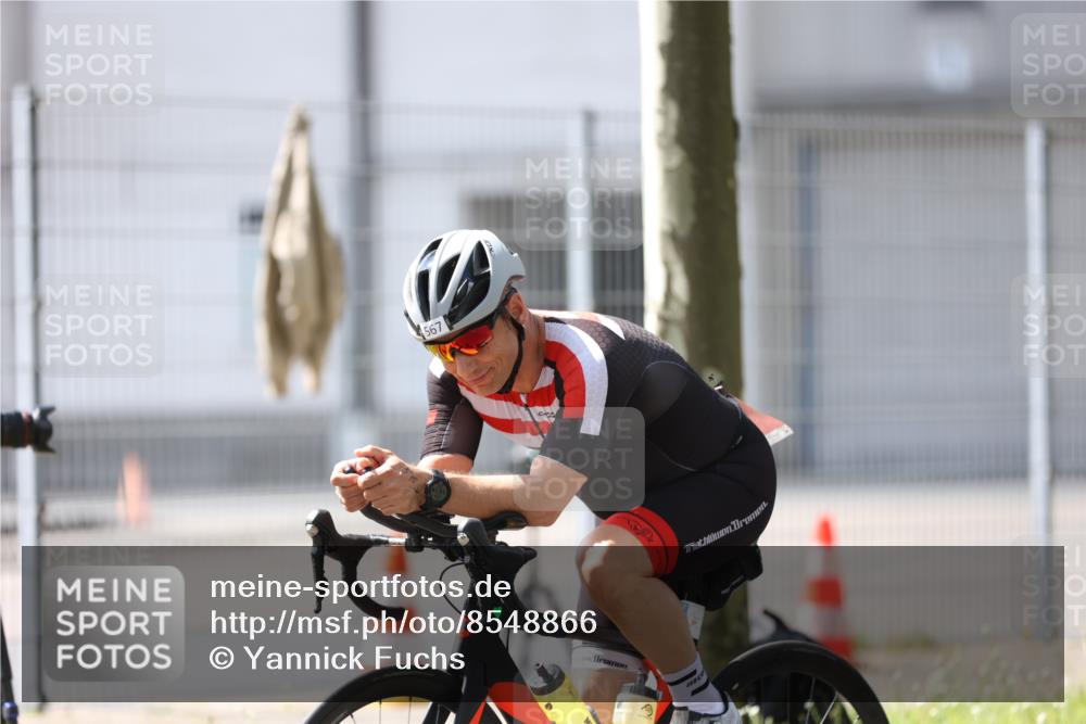 10.08.2025 - GEWOBA Citytriathlon Bremen Yannick Fuchs http://msf.ph/oto/8548866 10.08.2025 13:17:48 Radfahren 567 meine-sportfotos.de