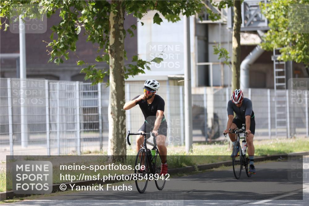 10.08.2025 - GEWOBA Citytriathlon Bremen Yannick Fuchs http://msf.ph/oto/8548942 10.08.2025 13:19:01 Radfahren 671, 709, 726, 899, 975 meine-sportfotos.de