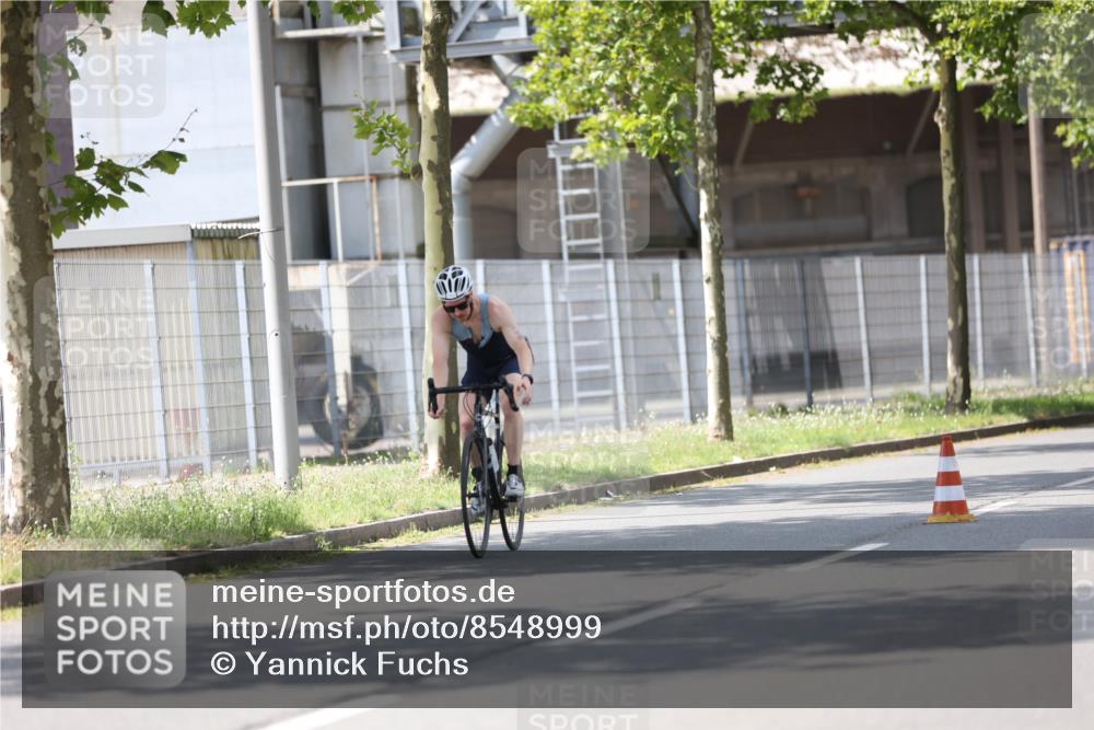 10.08.2025 - GEWOBA Citytriathlon Bremen Yannick Fuchs http://msf.ph/oto/8548999 10.08.2025 13:19:21 Radfahren 671, 762, 803, 899, 983, 1002 meine-sportfotos.de