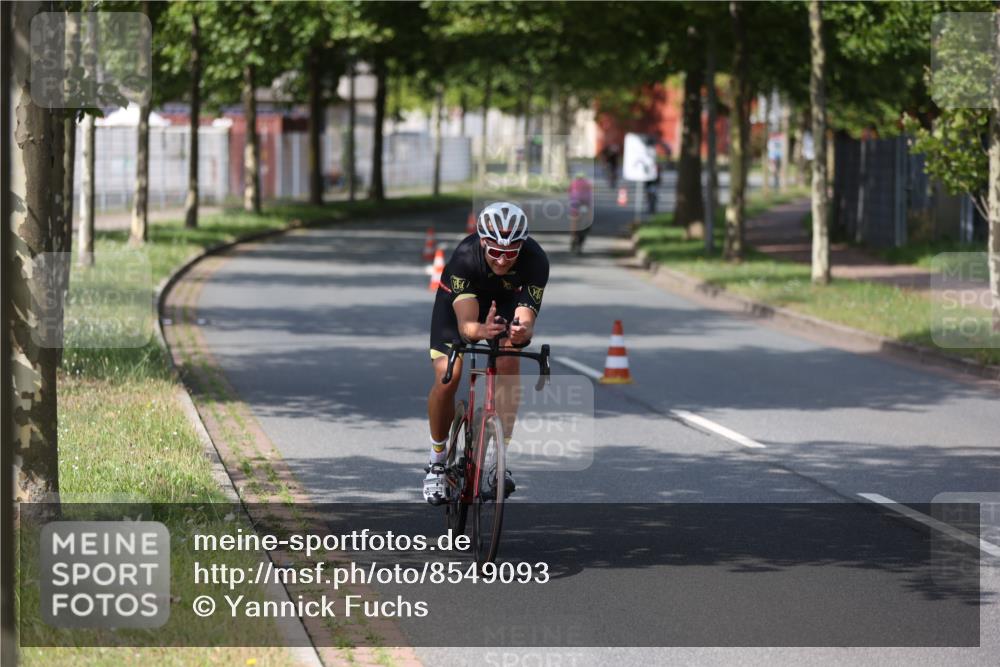 10.08.2025 - GEWOBA Citytriathlon Bremen Yannick Fuchs http://msf.ph/oto/8549093 10.08.2025 12:16:21 Radfahren 820 meine-sportfotos.de