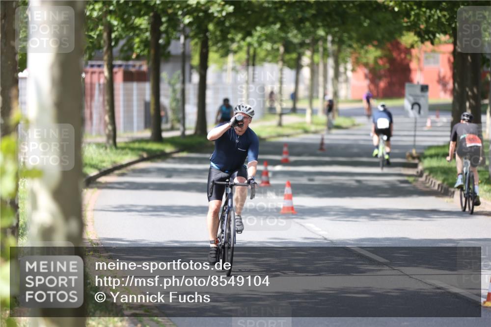 10.08.2025 - GEWOBA Citytriathlon Bremen Yannick Fuchs http://msf.ph/oto/8549104 10.08.2025 13:20:48 Radfahren 785, 842, 862, 953 meine-sportfotos.de