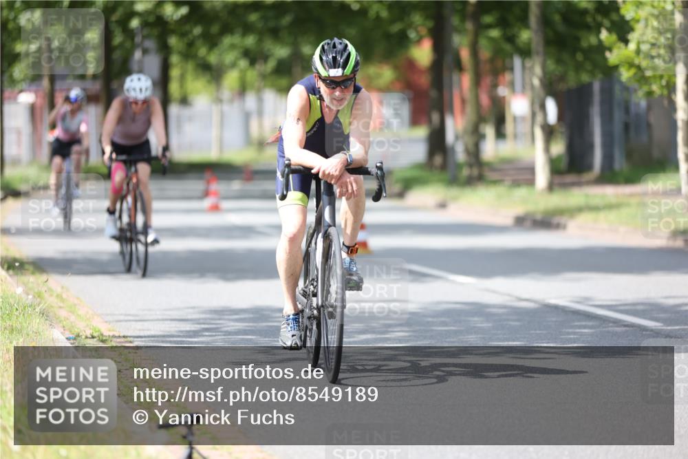 10.08.2025 - GEWOBA Citytriathlon Bremen Yannick Fuchs http://msf.ph/oto/8549189 10.08.2025 13:23:23 Radfahren 908, 925, 939, 945, 946, 954 meine-sportfotos.de