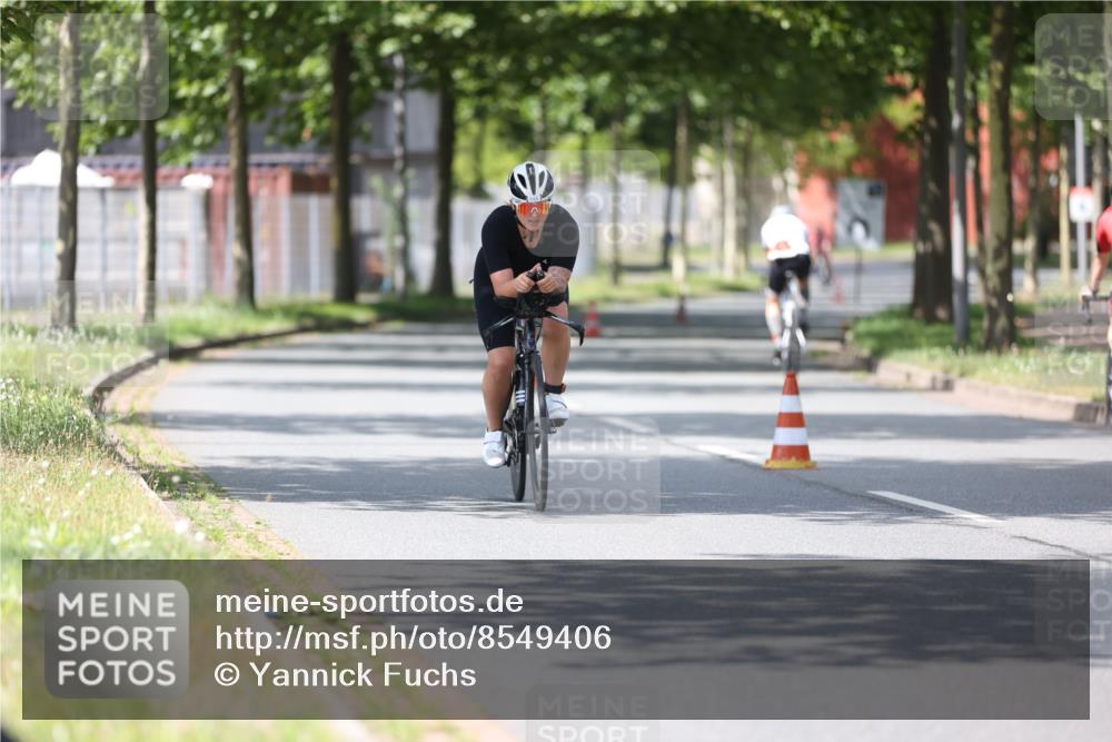 10.08.2025 - GEWOBA Citytriathlon Bremen Yannick Fuchs http://msf.ph/oto/8549406 10.08.2025 13:26:28 Radfahren 918, 948, 962 meine-sportfotos.de