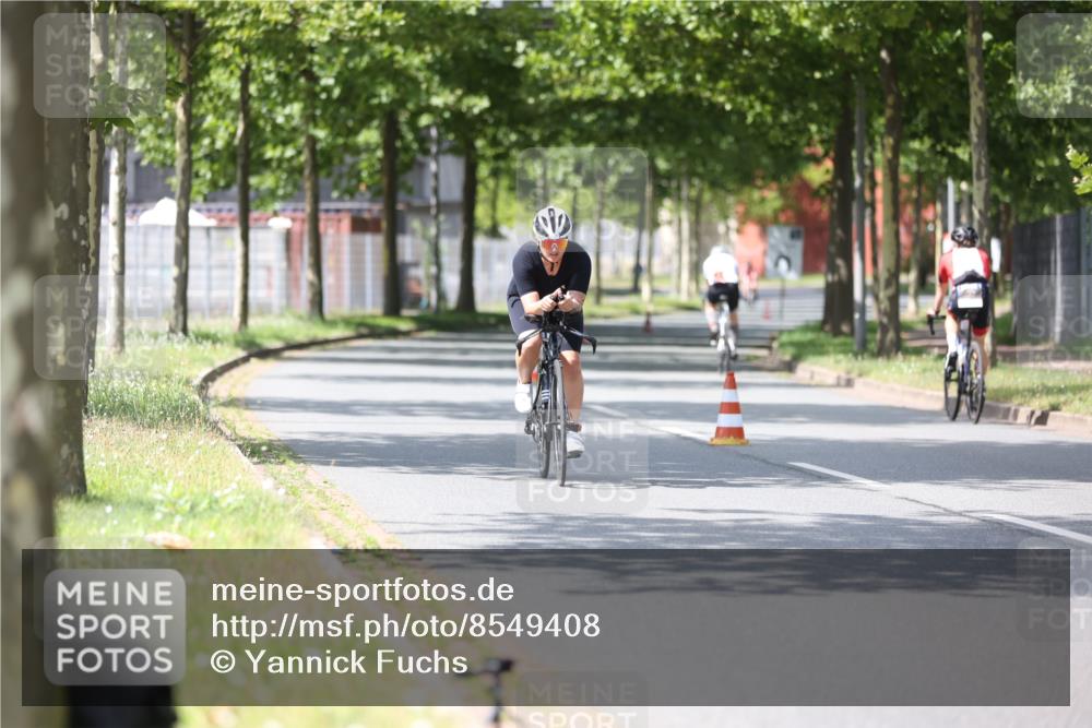 10.08.2025 - GEWOBA Citytriathlon Bremen Yannick Fuchs http://msf.ph/oto/8549408 10.08.2025 13:26:28 Radfahren 918, 948, 962 meine-sportfotos.de