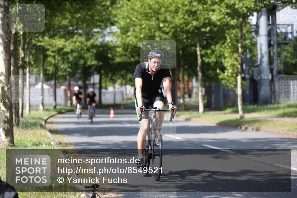 10.08.2025 - GEWOBA Citytriathlon Bremen Yannick Fuchs http://msf.ph/oto/8549521 10.08.2025 12:18:55 Radfahren 556, 789, 790, 825, 853, 978, 982, 1018 meine-sportfotos.de