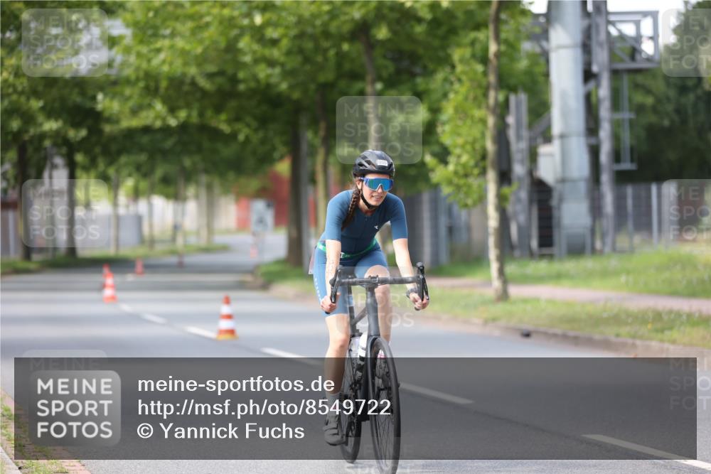 10.08.2025 - GEWOBA Citytriathlon Bremen Yannick Fuchs http://msf.ph/oto/8549722 10.08.2025 13:32:11 Radfahren 935, 1031 meine-sportfotos.de
