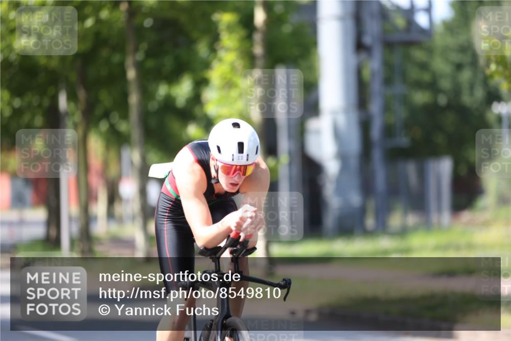 10.08.2025 - GEWOBA Citytriathlon Bremen Yannick Fuchs http://msf.ph/oto/8549810 10.08.2025 14:05:37 Radfahren 11 meine-sportfotos.de