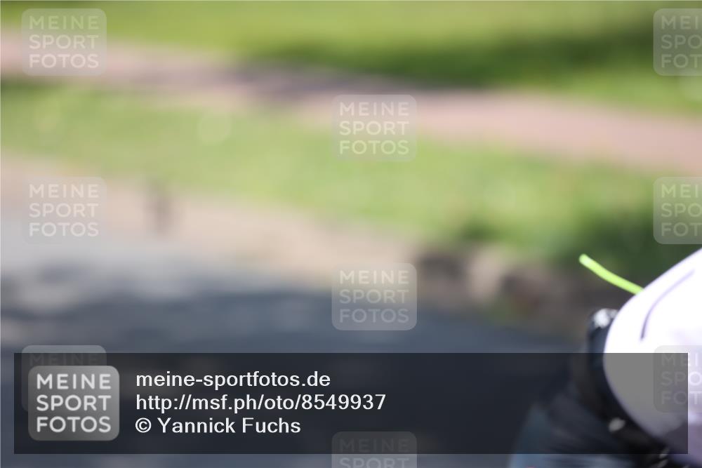 10.08.2025 - GEWOBA Citytriathlon Bremen Yannick Fuchs http://msf.ph/oto/8549937 10.08.2025 14:10:06 Radfahren 159, 167 meine-sportfotos.de