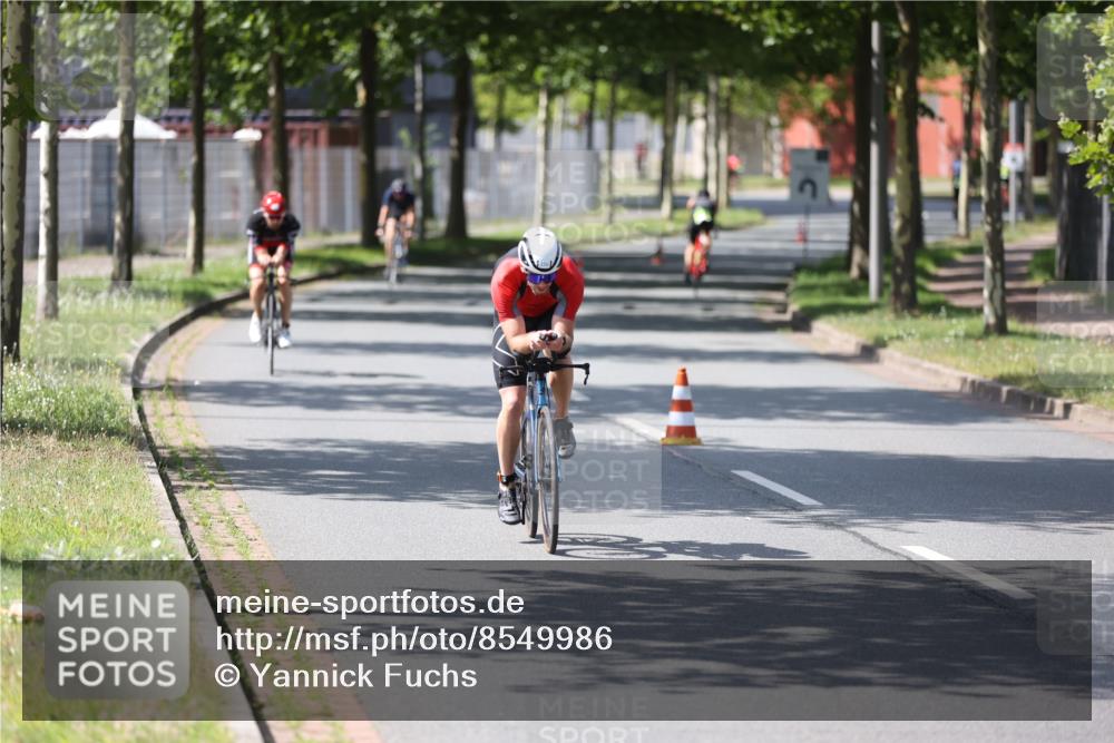 10.08.2025 - GEWOBA Citytriathlon Bremen Yannick Fuchs http://msf.ph/oto/8549986 10.08.2025 14:11:54 Radfahren 12, 156, 168 meine-sportfotos.de