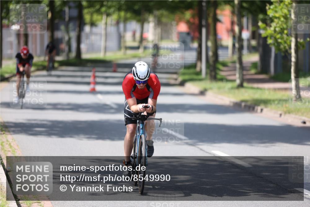 10.08.2025 - GEWOBA Citytriathlon Bremen Yannick Fuchs http://msf.ph/oto/8549990 10.08.2025 14:11:54 Radfahren 12, 156, 168 meine-sportfotos.de
