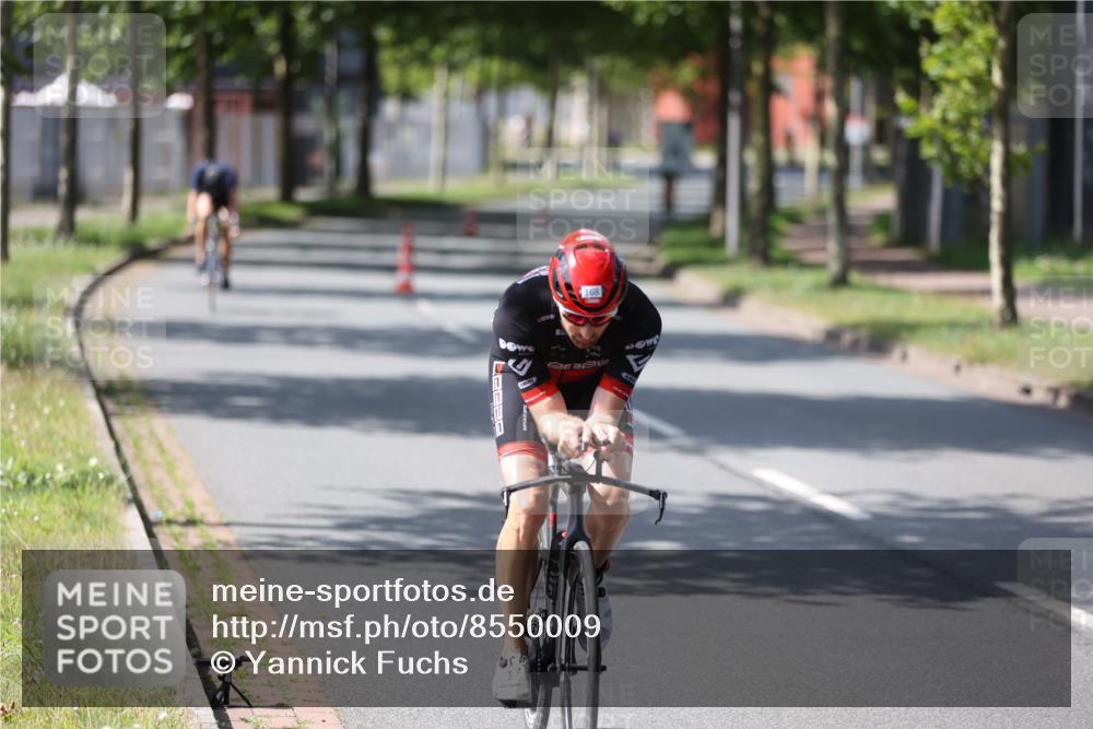 10.08.2025 - GEWOBA Citytriathlon Bremen Yannick Fuchs http://msf.ph/oto/8550009 10.08.2025 14:11:57 Radfahren 12, 156, 168 meine-sportfotos.de
