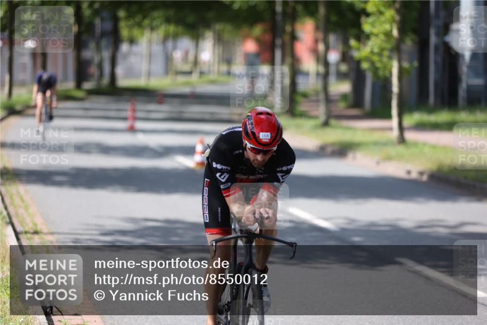 10.08.2025 - GEWOBA Citytriathlon Bremen Yannick Fuchs http://msf.ph/oto/8550012 10.08.2025 14:11:57 Radfahren 12, 156, 168 meine-sportfotos.de