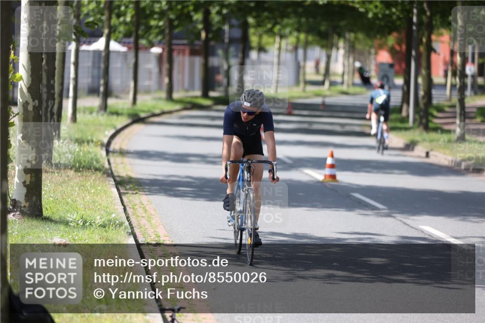 10.08.2025 - GEWOBA Citytriathlon Bremen Yannick Fuchs http://msf.ph/oto/8550026 10.08.2025 14:12:00 Radfahren 12, 156, 168 meine-sportfotos.de