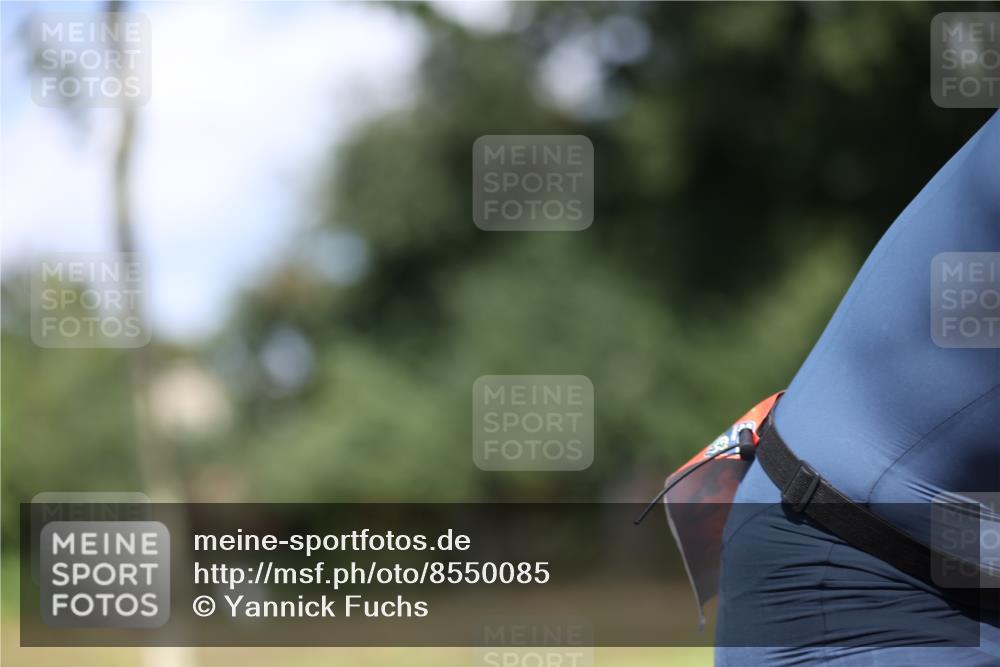 10.08.2025 - GEWOBA Citytriathlon Bremen Yannick Fuchs http://msf.ph/oto/8550085 10.08.2025 12:21:14 Radfahren 555, 558, 581, 618, 662, 701, 758, 761, 785, 813, 869, 913, 969, 975, 1002 meine-sportfotos.de