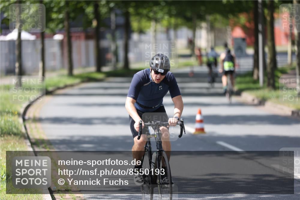 10.08.2025 - GEWOBA Citytriathlon Bremen Yannick Fuchs http://msf.ph/oto/8550193 10.08.2025 14:12:32 Radfahren 10, 33, 42, 66, 155, 171, 178 meine-sportfotos.de