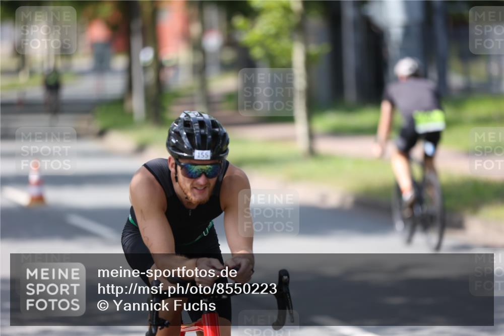 10.08.2025 - GEWOBA Citytriathlon Bremen Yannick Fuchs http://msf.ph/oto/8550223 10.08.2025 14:12:45 Radfahren 66, 117, 148, 155 meine-sportfotos.de