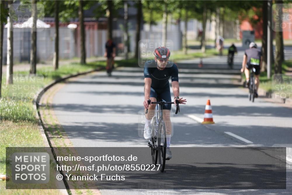 10.08.2025 - GEWOBA Citytriathlon Bremen Yannick Fuchs http://msf.ph/oto/8550227 10.08.2025 14:12:47 Radfahren 95, 117, 148, 155 meine-sportfotos.de