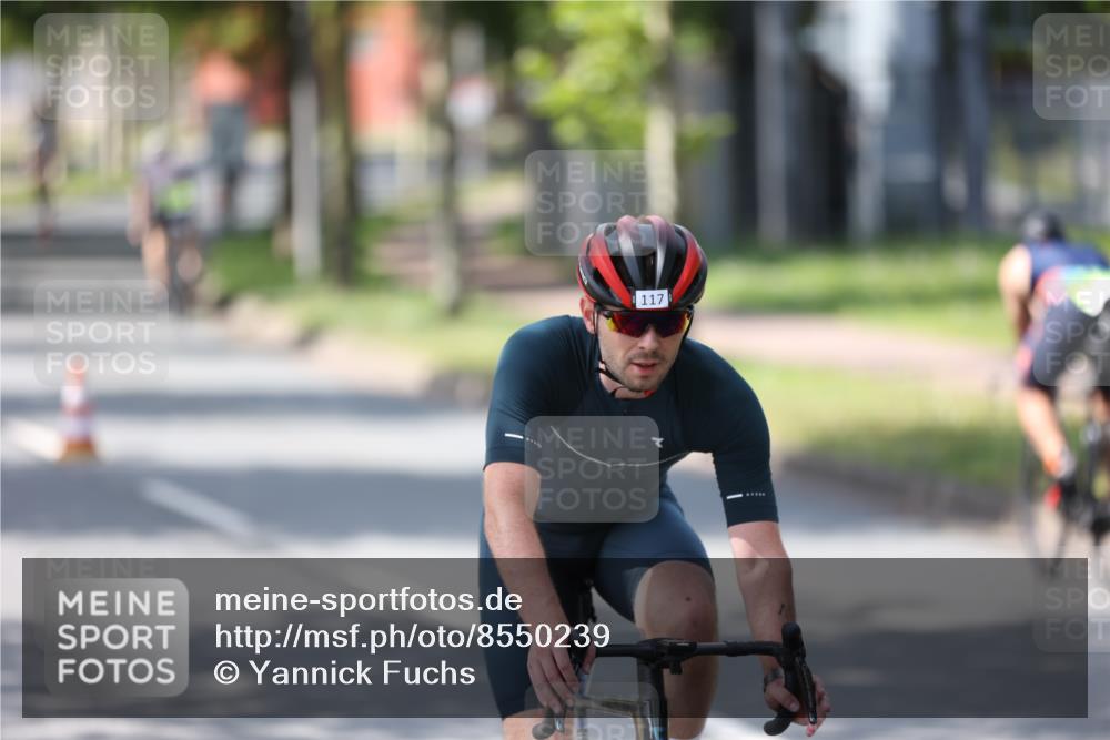 10.08.2025 - GEWOBA Citytriathlon Bremen Yannick Fuchs http://msf.ph/oto/8550239 10.08.2025 14:12:48 Radfahren 95, 117, 148, 155 meine-sportfotos.de