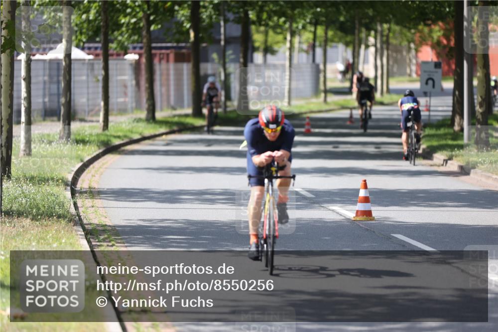 10.08.2025 - GEWOBA Citytriathlon Bremen Yannick Fuchs http://msf.ph/oto/8550256 10.08.2025 14:12:52 Radfahren 95, 117, 148, 155 meine-sportfotos.de